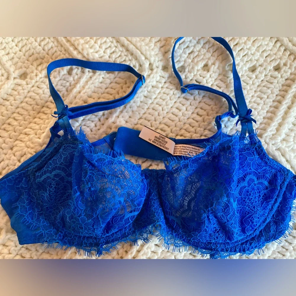 5 Victoria’s Secret bras - Picture 11 of 16